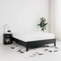 Full Finch Platform Bed Black - Signature Design By Ashley