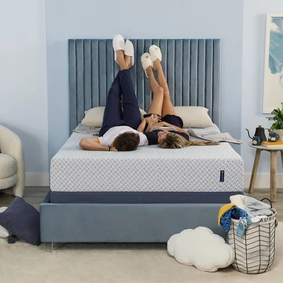 Serta Medium Firm 10" Gel Memory Foam Mattress 8 Serta Medium Firm 10" Gel Memory Foam Mattress - Image 8